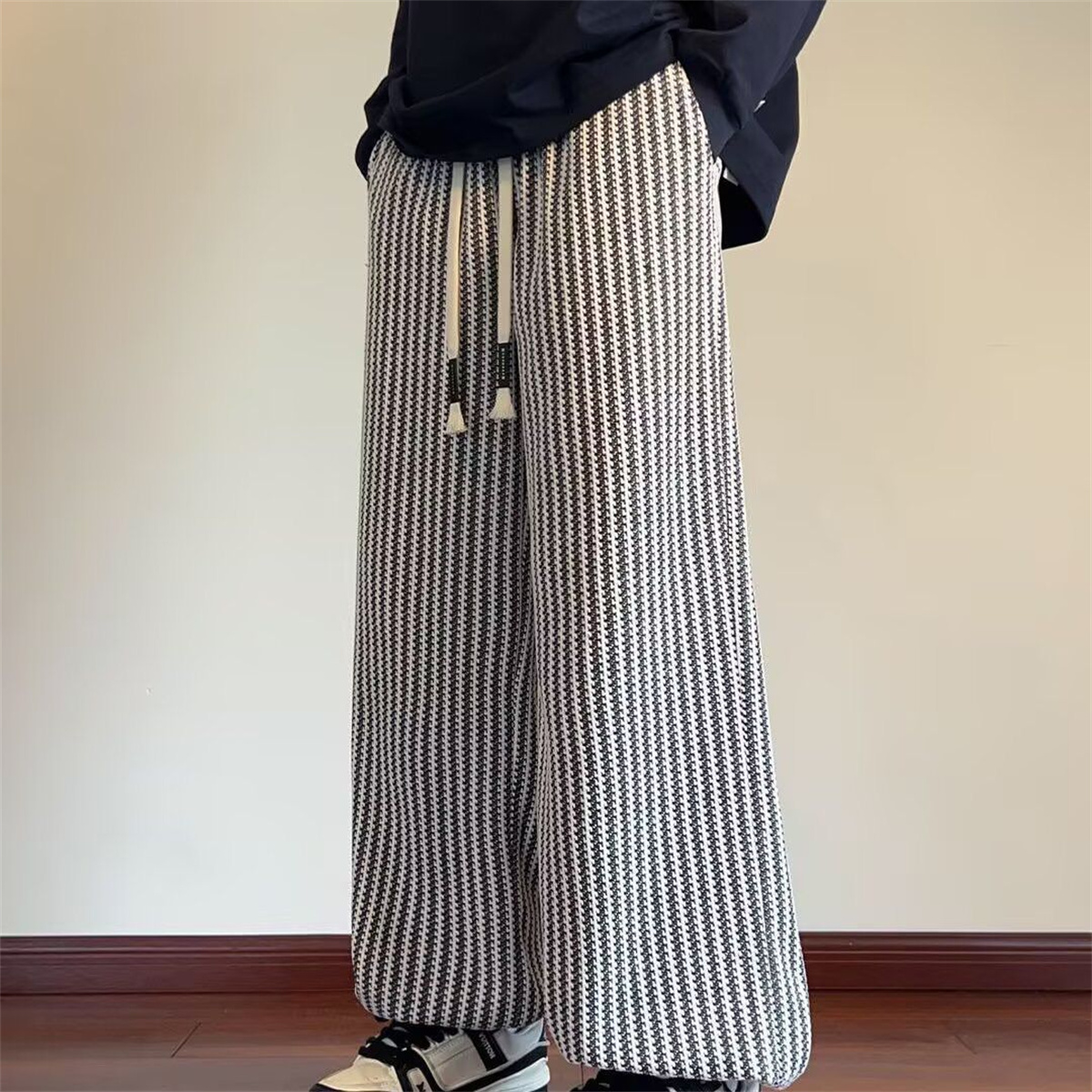 Street Fashion Trends 2026 - Sommer Neu 2026 Herren Gestreifte Freizeithose