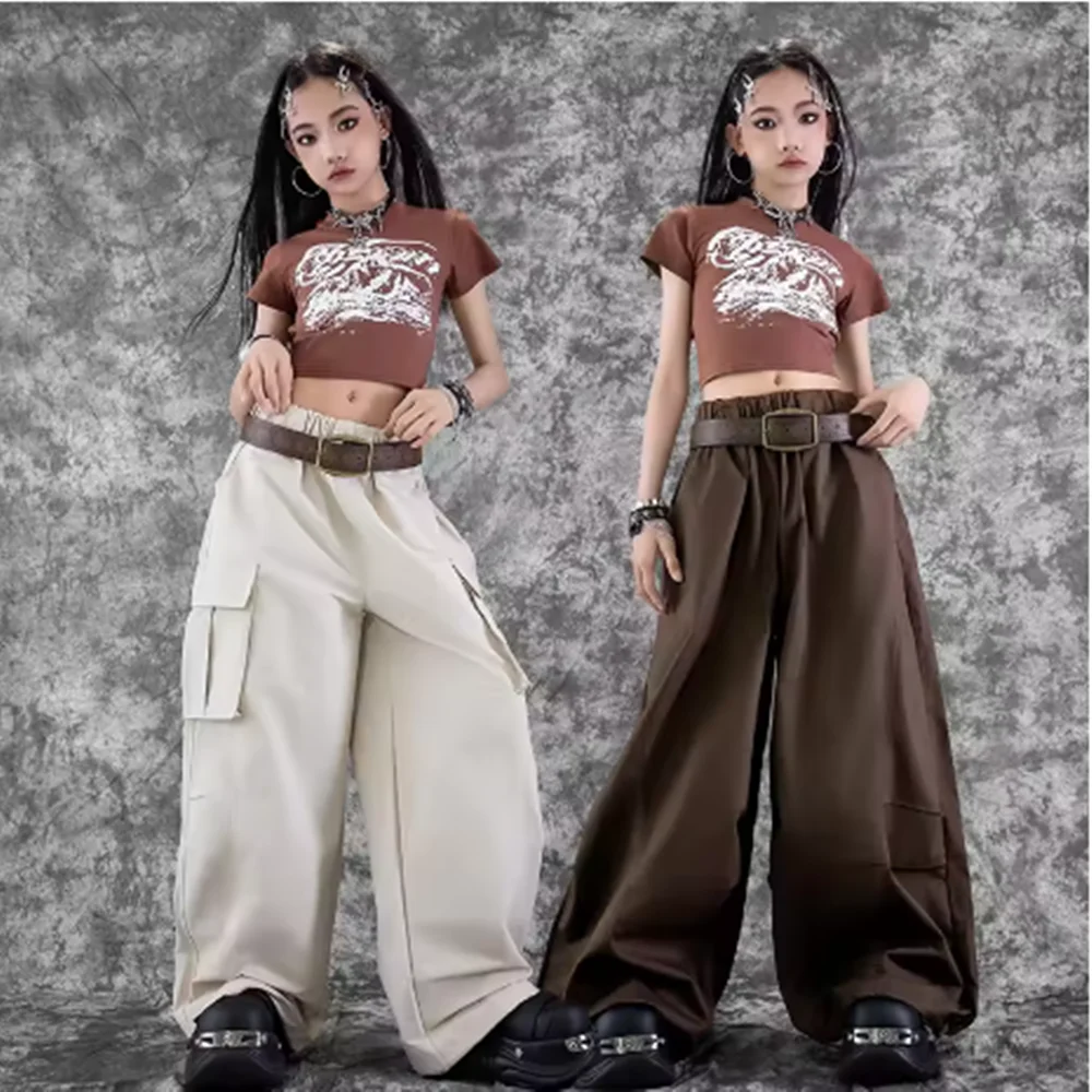 Street Fashion In Chinese - Mädchen Jazz-Tanzkostüm, modische Street-Dance-Show-Kleidung, braunes Crop-Top,