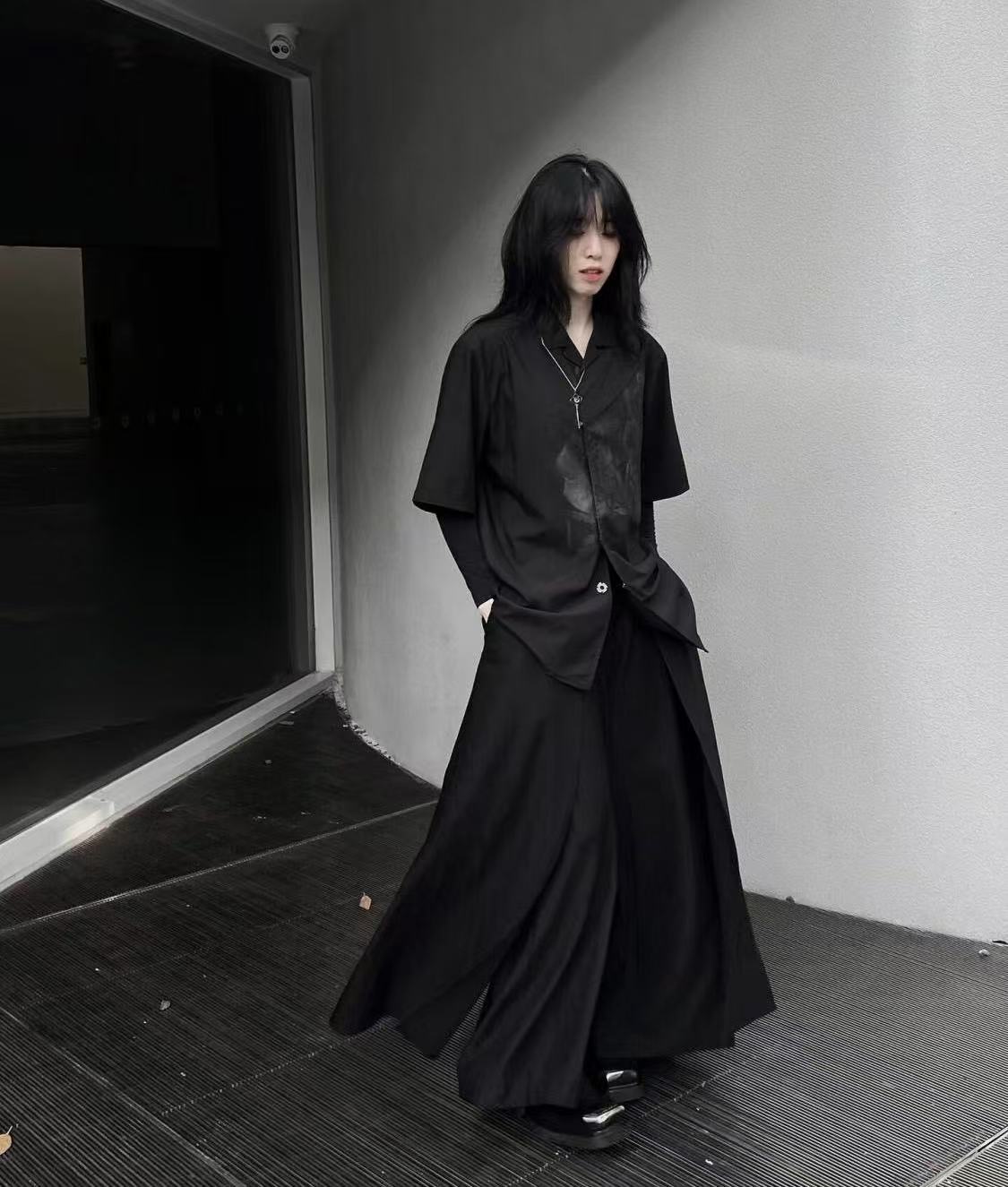 Cooles schwarzes neues chinesi – Street Fashion In Chinese Bewertung und Preis