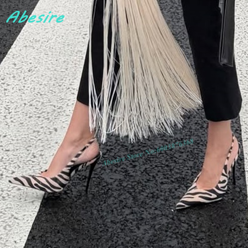 Spitz zulaufende Pumps mit Zeb – Street Fashion Y2K Bewertung und Preis