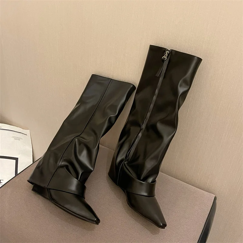 Designer Damen Hosenbeine Hohe – Street Fashion Rome 2025 Bewertung und Preis
